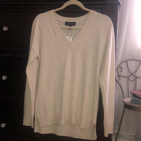 Sweater - Picture 1 of 1